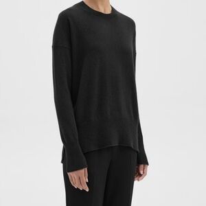 Theory Karenia Black Cashmere Sweater size S